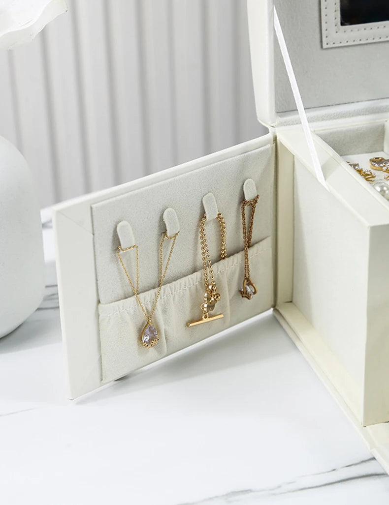 2021 Newly Jewelry Storage Box Large Capacity Portable Lock With Mirror Jewelry Storage Earrings Necklace Ring Jewelry Display